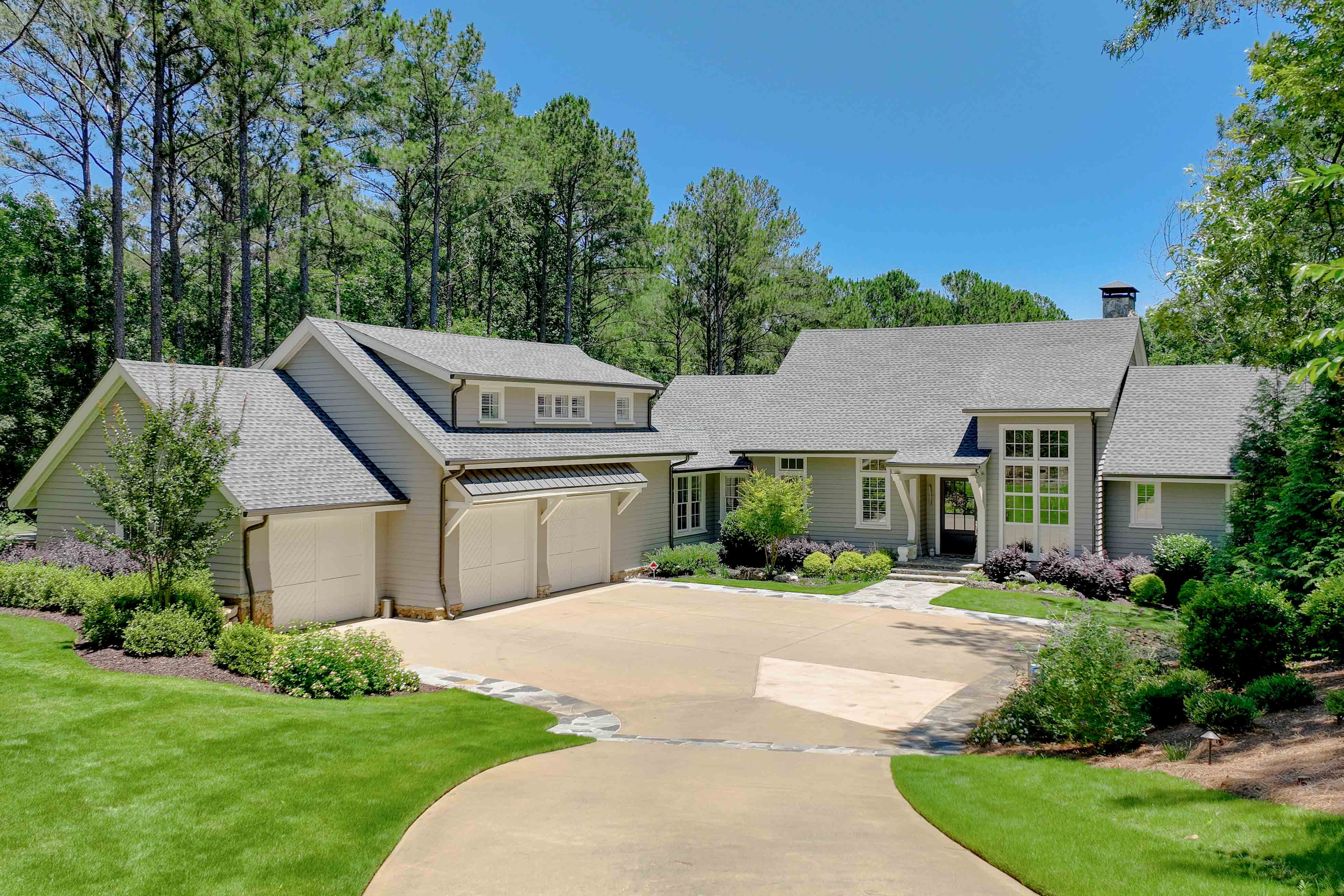 1140 Bachelors Run image 1